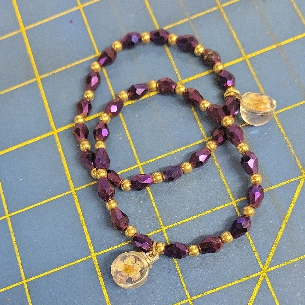 Purple Gold Tone Floral/Flower Bead Beaded 7.5" Stretch Bracelet Lot of 2
